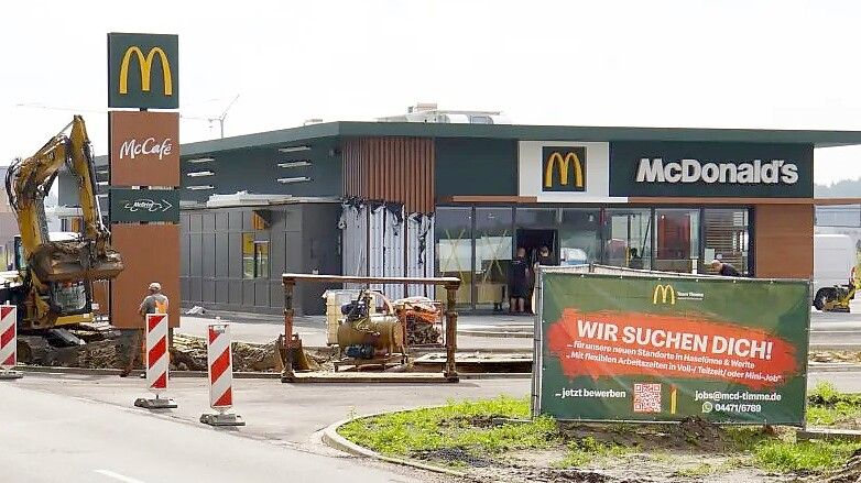 Kurz vor der Fertigstellung steht das McDonald‘s-Restaurant in Werlte. Fotos: Moormann