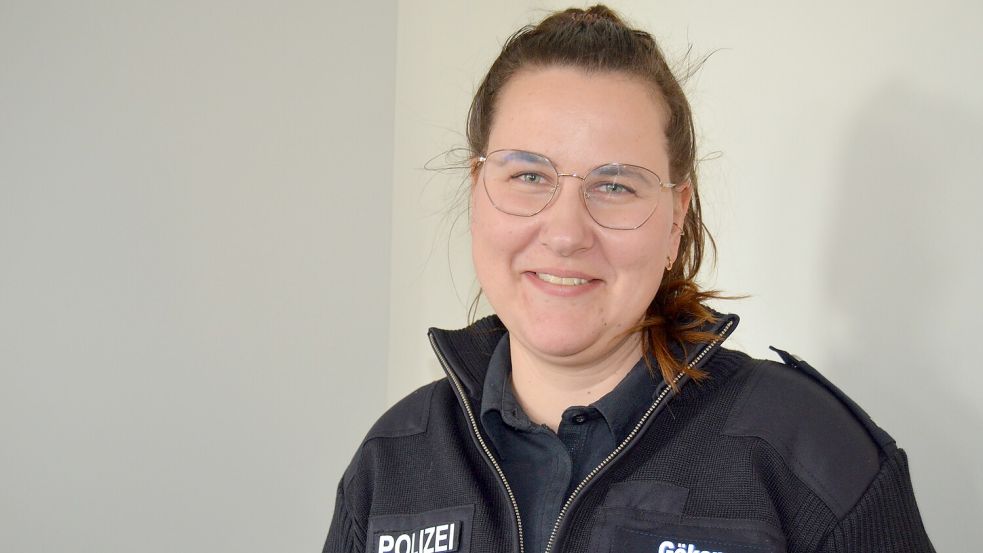 Kommissarin Julia Göken ist eine der Pressesprecherinnen der Inspektion Cloppenburg / Vechta. Sie ist bei dem Gespräch mit dem Leiter der Ermittlungsgruppe Kinderpornografie zugegen. Das Thema ist sensibel. Foto: Fertig