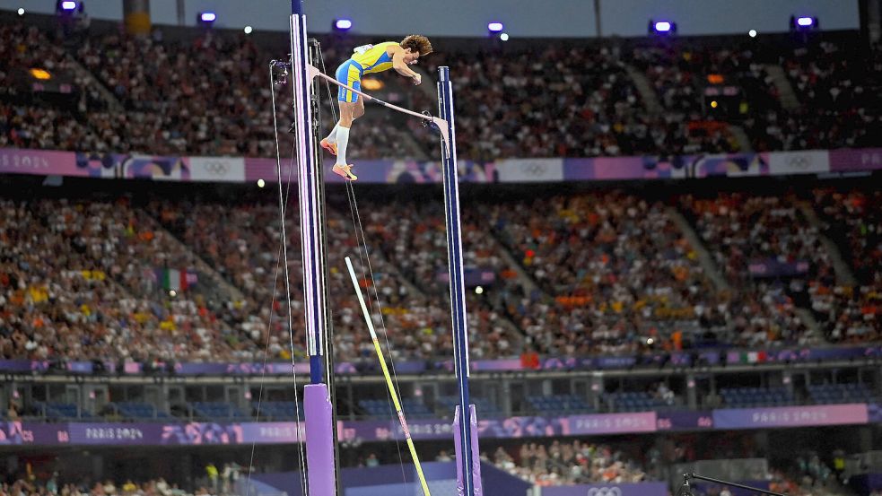 Der Schwede Armand Duplantis holte Gold und knackte obendrein noch gleich den Weltrekord beim Stabhochsprung. Seine Breitensportart hat es schwer, findet NOZ-Kolumnist Udo Muras. Foto: www.imago-images.de