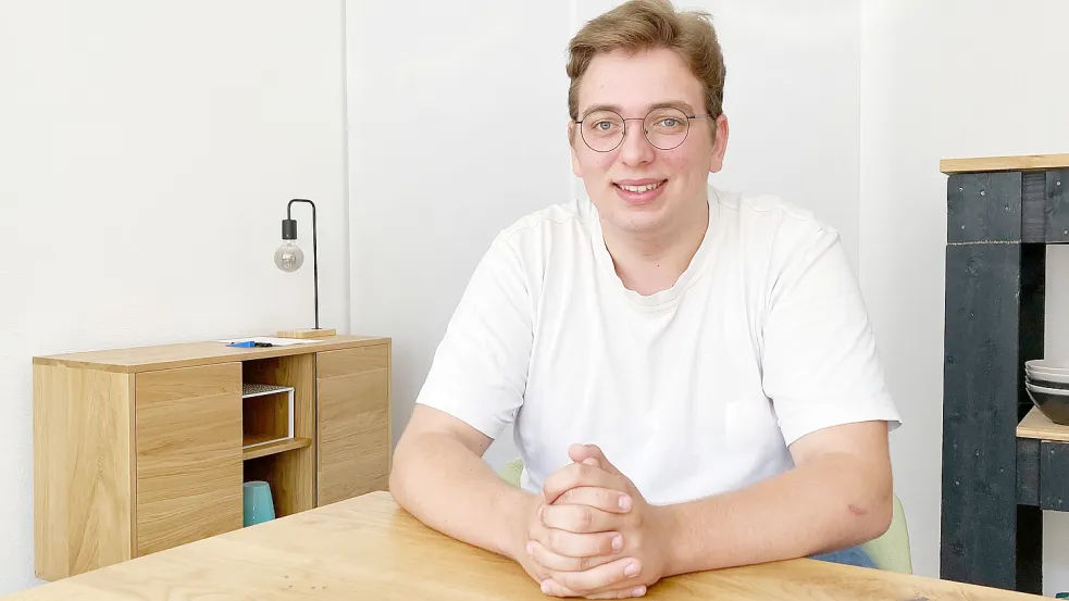 Matteo Feind, Vorsitzender des Landesschülerrates Niedersachsen, steckt voller Tatendrang. Frontalunterricht ist nicht mehr zeitgemäß, meint er. Foto: dpa/Kilian Genius