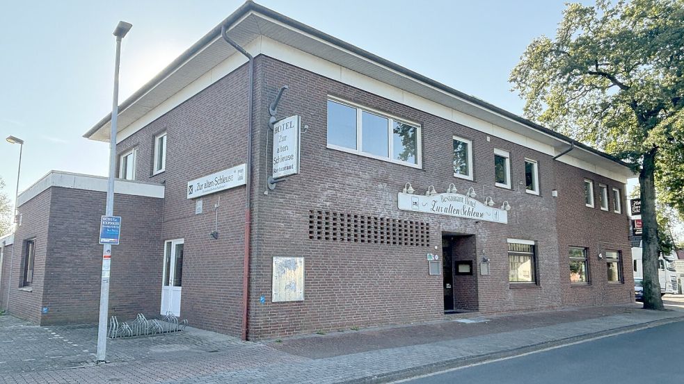 Das frühere Hotel-Restaurant „Zur alten Schleuse“ soll als Unterkunft für Flüchtlinge genutzt werden. Fotos: Zein