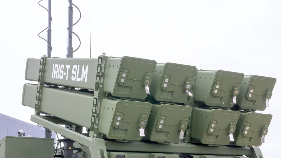 Soll Deutschlands Verteidigungsfähigkeiten erhöhen: das Luftabwehrsystem IRIS-T SLM. Es wurde nun bei der Bundeswehr in Dienst gestellt. Foto: IMAGO/Uwe Koch