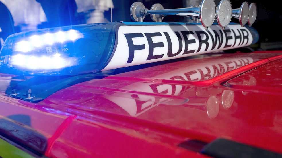 Die Feuerwehren aus Sögel und von der Wehrtechnischen Dienststelle aus Meppen mussten die lebensgefährlich verletzte Frau aus ihrem Auto befreien. Symbolfoto: Archiv