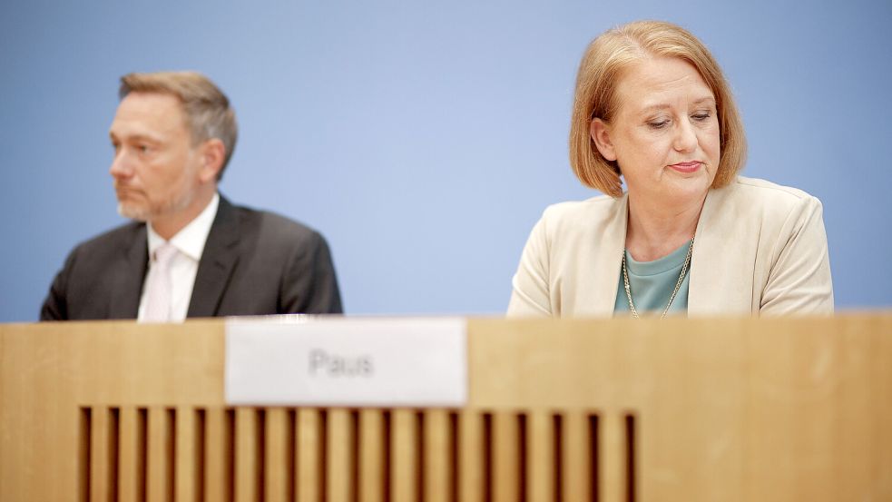 Ihre Leute streiten weiter über die Kindergrundsicherung: Finanzminister Christian Lindner (FDP) und Familienministerin Lisa Paus (Grüne) Foto: Imago/Florian Gaertner