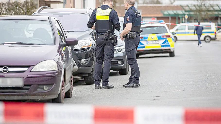 Lamin Touray wurde am Ostersamstag von Polizisten erschossen. Auch nach Abschluss der Ermittlungen bleiben viele Fragen offen. Foto: dpa/Moritz Frankenberg