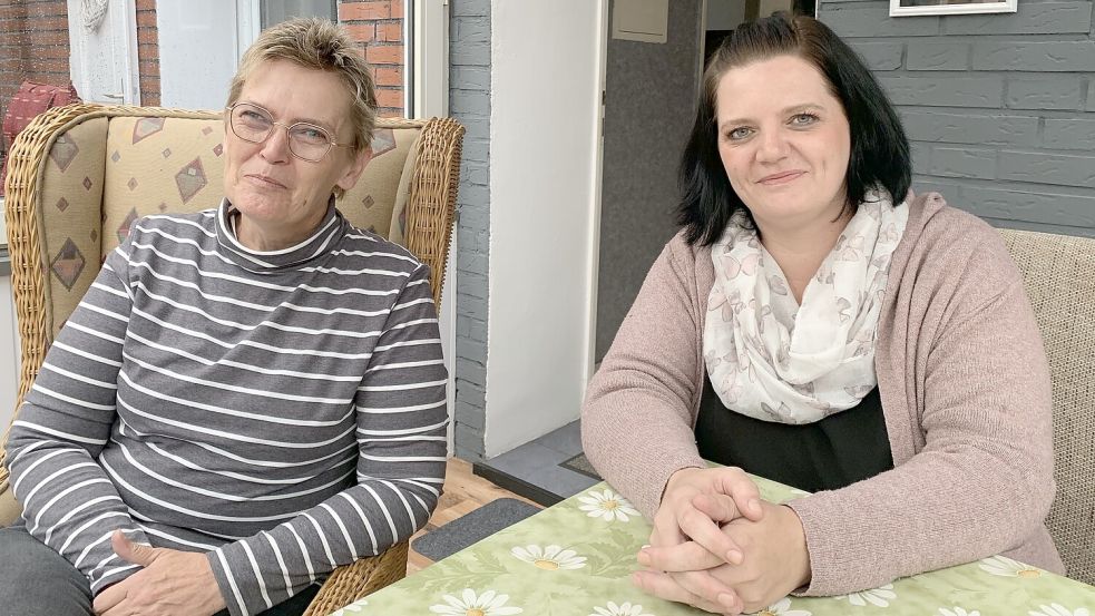 Elfriede Rensen (links) und ihre Tochter Jennifer Furrer sind dankbar für jede Spende. Foto: Risius-Hartwig