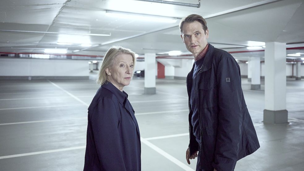 Zum letzten Mal ermittelt Dagmar Manzel als Kommissarin Ringelhahn an der Seite von Fabian Hinrichs. „Tatort: Trotzdem“, Sonntag, 6. Oktober, 20.15 im Ersten und in der ARD Mediathek. Foto: BR/Hager Moss Film GmbH/Bernd Schuller
