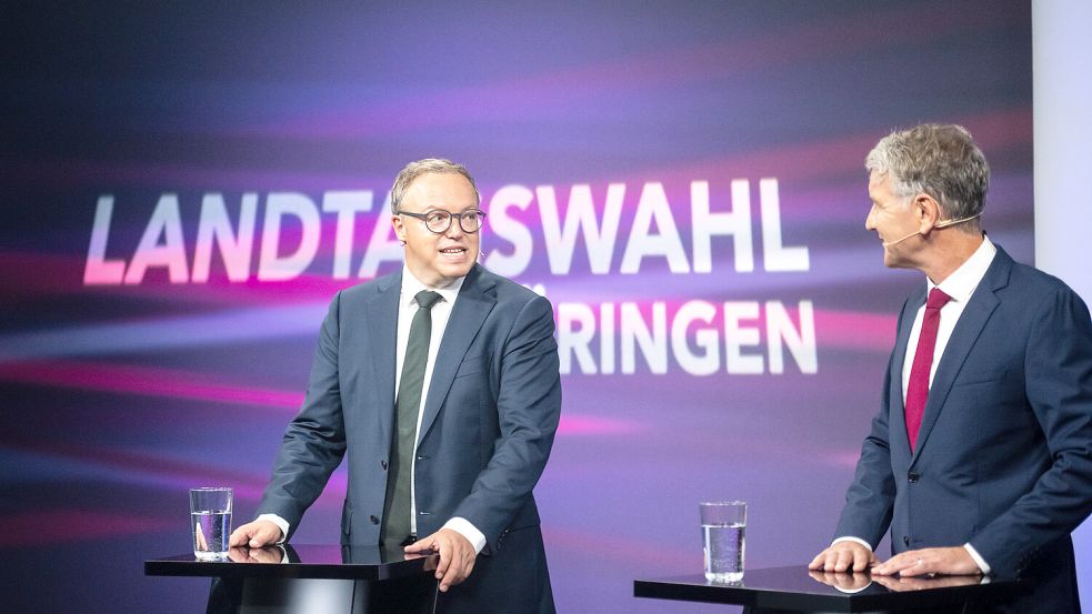 Der eine könnte bald Regierungschef werden, der andere hat die Wahl gewonnen: Mario Voigt (CDU, links) und Björn Höcke (AfD) Foto: Imago/Funke Foto Services