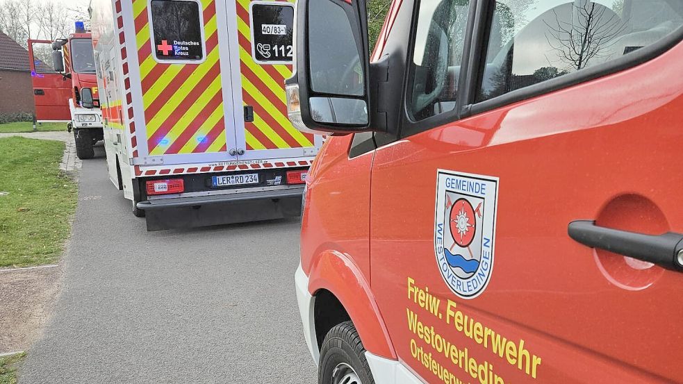 Die Ortswehren aus Ihrhove und Großwolde rückten an diesem Dienstag aus. Foto: Feuerwehr Ihrhove