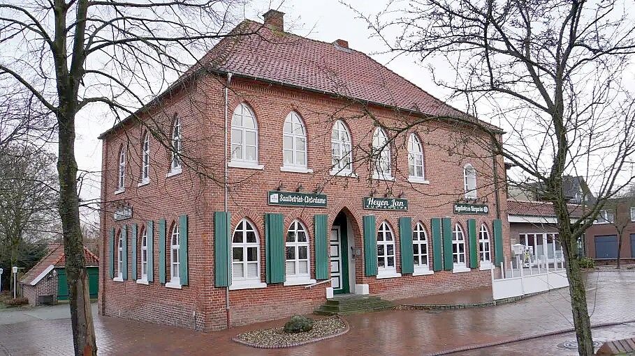 Der Kneipenbetrieb bei „Heyen Jan“ ist eingestellt, die Gastronomie läuft aber eingeschränkt weiter. Foto: Moormann