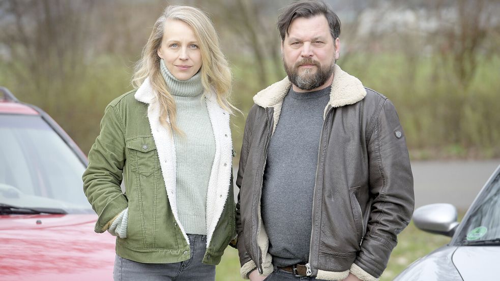 Nach dem Erfolg von „Die Toten von Marnow“ kehrt die Serie mit Petra Schmidt-Schaller und Sascha Gersak zurück. Start: 29.11. in der Mediathek. Foto: IMAGO/Future Image