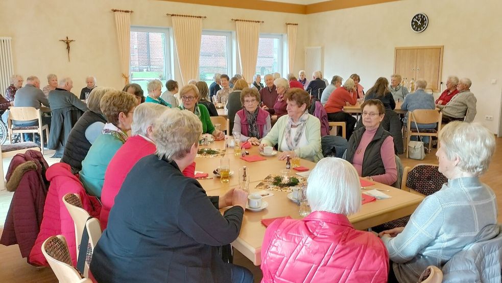 Senioren-Mittagstisch im Pfarrheim in Strücklingen. Foto: Strohschnieder