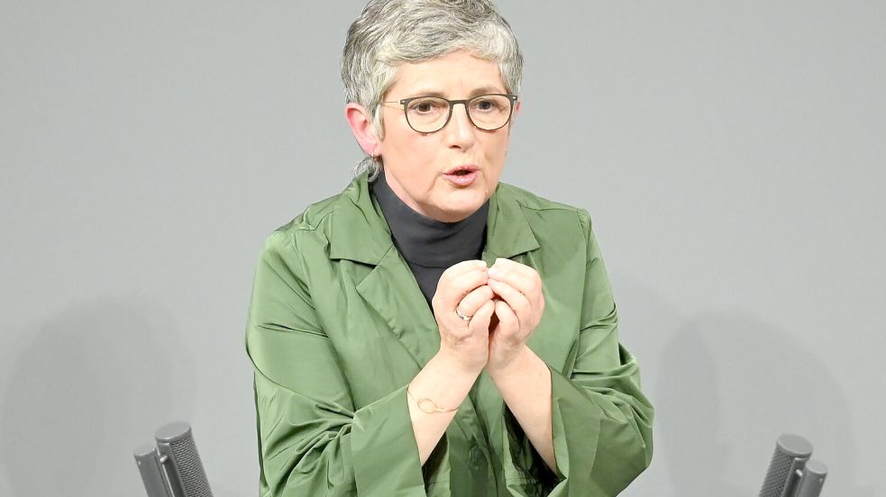 Grünen-Co-Fraktionschefin Britta Haßelmann will erstmal nicht über die Rückkehr von syrischen Flüchtlingen sprechen. Foto: dpa/Anna Ross