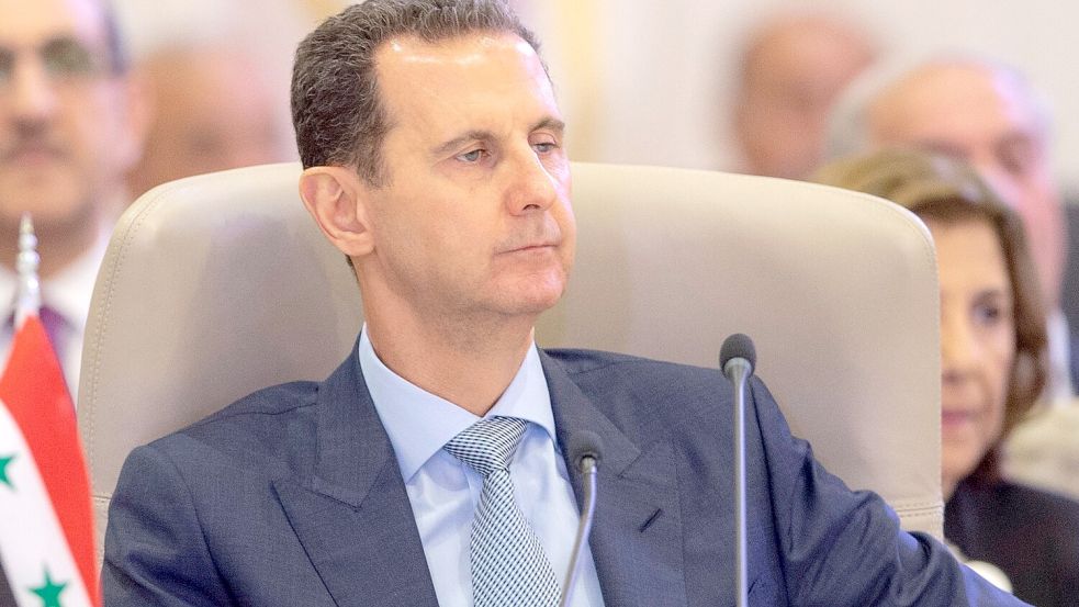 Umbruch in Syrien: Assad soll sich erstmals zu Flucht nach Moskau ...