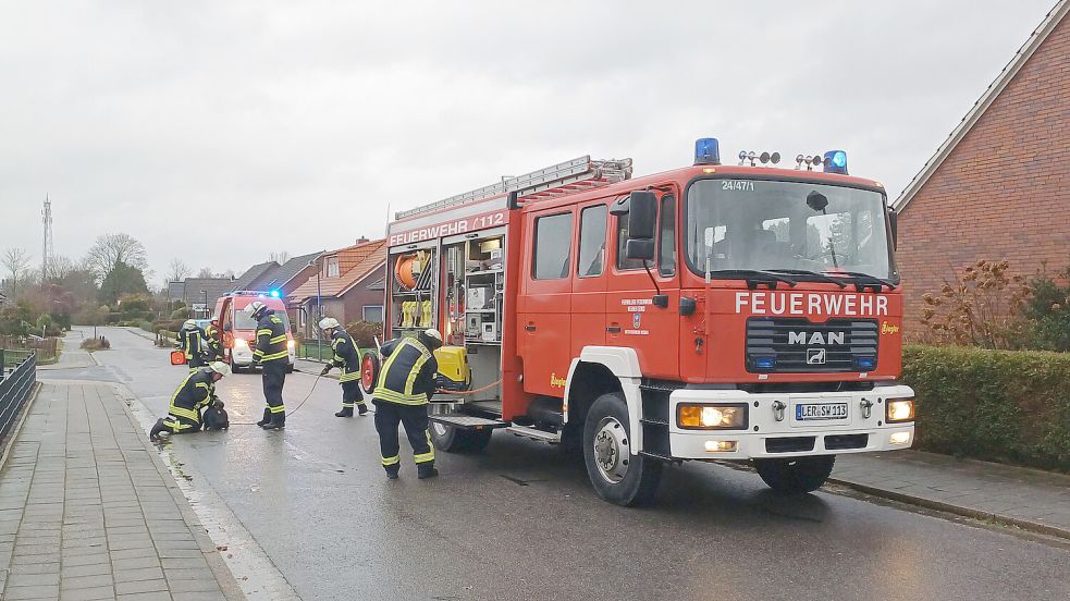 In Weener mussten Keller ausgepumpt werden. Foto: Rand/Feuerwehr