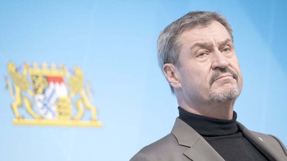 Blamage für Parteichef Markus Söder: Nach einer Strafanzeige gegen Unbekannt räumt die CSU ein, Wahlplakate des politischen Gegners entfernt zu haben.Weitere Entwicklungen nach dem tödlichen Angriff in Aschaffenburg Foto: dpa