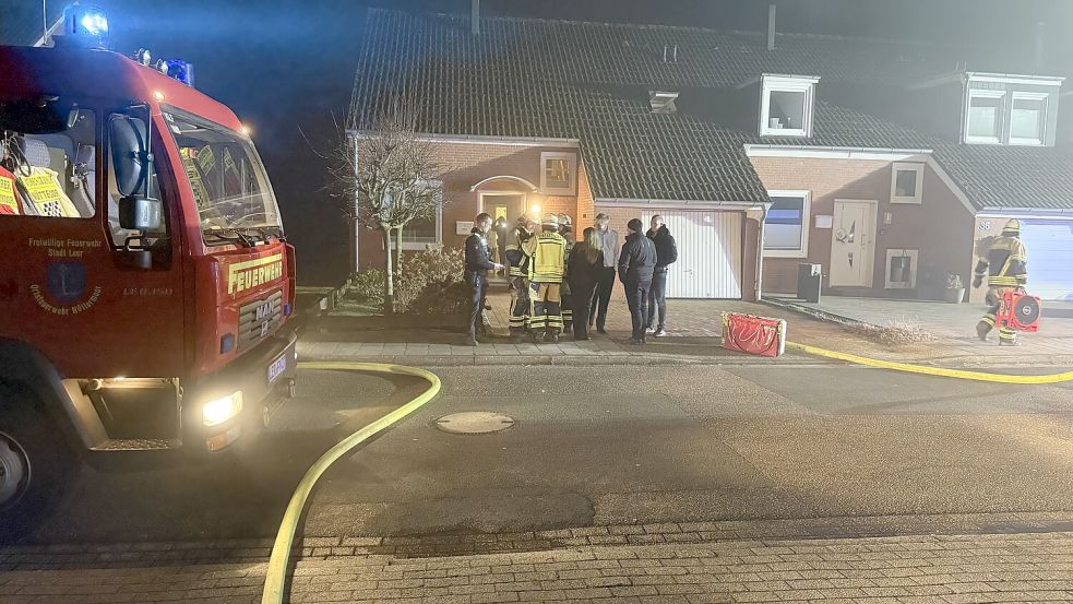 Die Einsatzkräfte wurden unter dem Stichwort „Kellerbrand“ alarmiert. Foto: Feuerwehr Stadt Leer