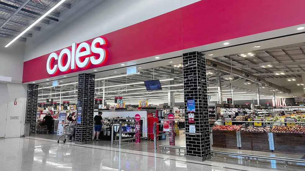 Die Supermarktkette „Coles“ hat mehr als 740 Filialen in ganz Australien – sie will jetzt das Sortiment reduzieren. Foto: IMAGO/Savannah Meacham