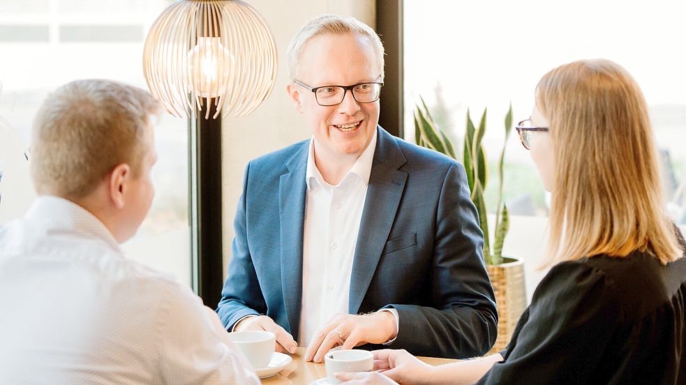 Der 40-Jährige steht nach eigenen Angaben für eine klare und ehrliche Politik.