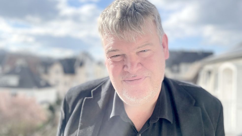 Der Politikwissenschaftler und Historiker Siebo Janssen stammt aus Esens.  Foto: Bergmann