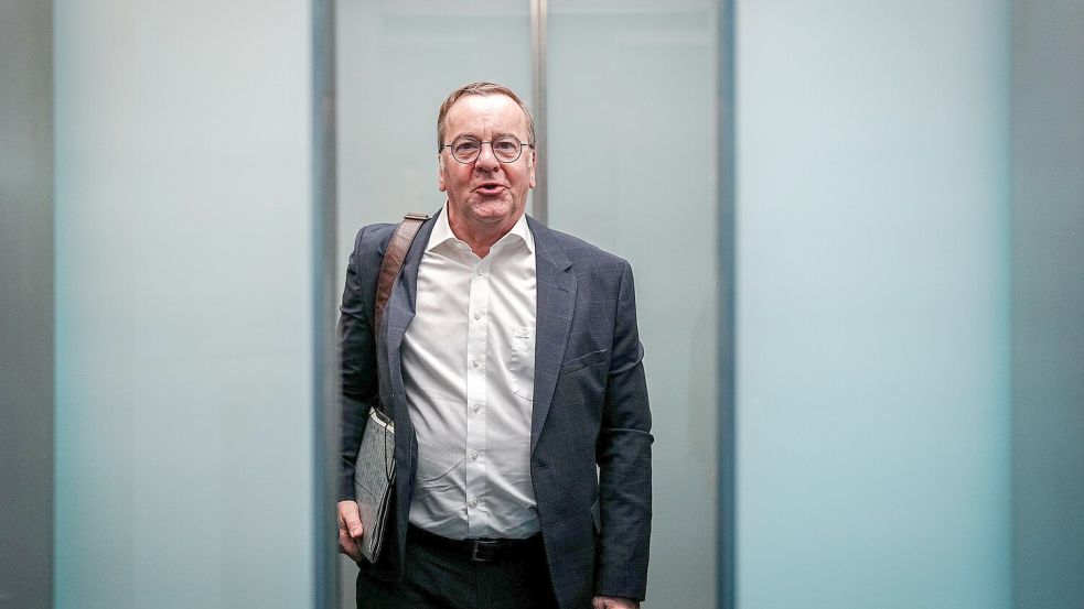 Verteidigungsminister Boris Pistorius kritisiert Unions-Verhandler Dobrindt und Frei: „Sie haben kein Gewissen.“ Foto: dpa/Kay Nietfeld