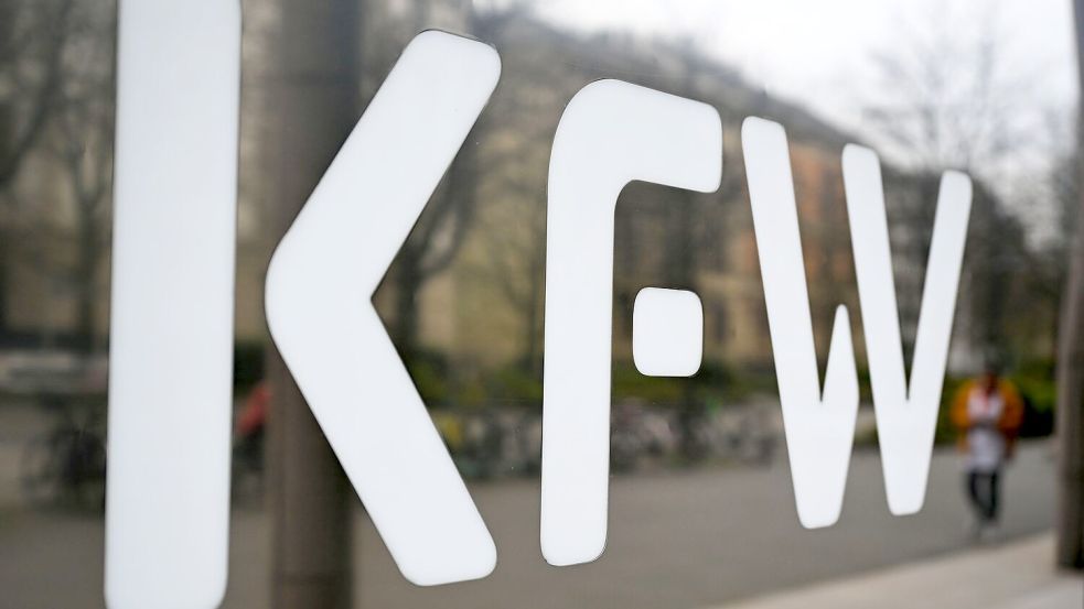 Viele Gründer starten im Nebenerwerb und ohne weitere Beschäftigte. Foto: Arne Dedert/dpa
