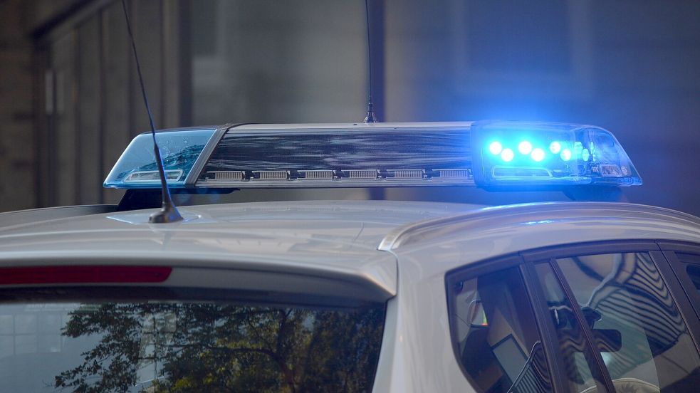 Mit seinem Auto hatte am Dienstag im Saterland ein 28-Jähriger Emsländer einen Verkehrsunfall. Der Mann hatte zuvor Drogen und Alkohol konsumiert stellte die Polizei fest. Symbolfoto: Pixabay