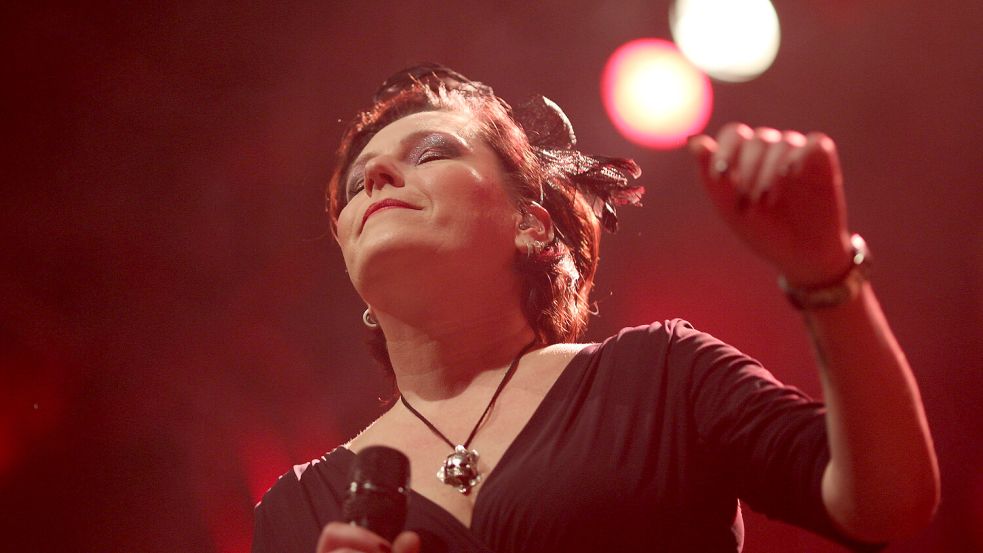 AnNa R. verlieh vielen Rosenstolz-Charthits ihre einprägsame Stimme. Foto: dpa/Florian Schuh