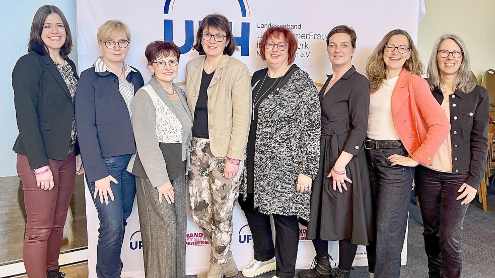 Den Vorstand des Landesverbandes der Unternehmerfrauen bilden (von links): Gabi Diedrich, Tina Lienemann, Marina Warnecke, Meike Lotze-Franke, Bettina Otte-Kotulla, Anke Freund, Dagmar Kopp und Iris Lehnert-Finke. Foto: privat
