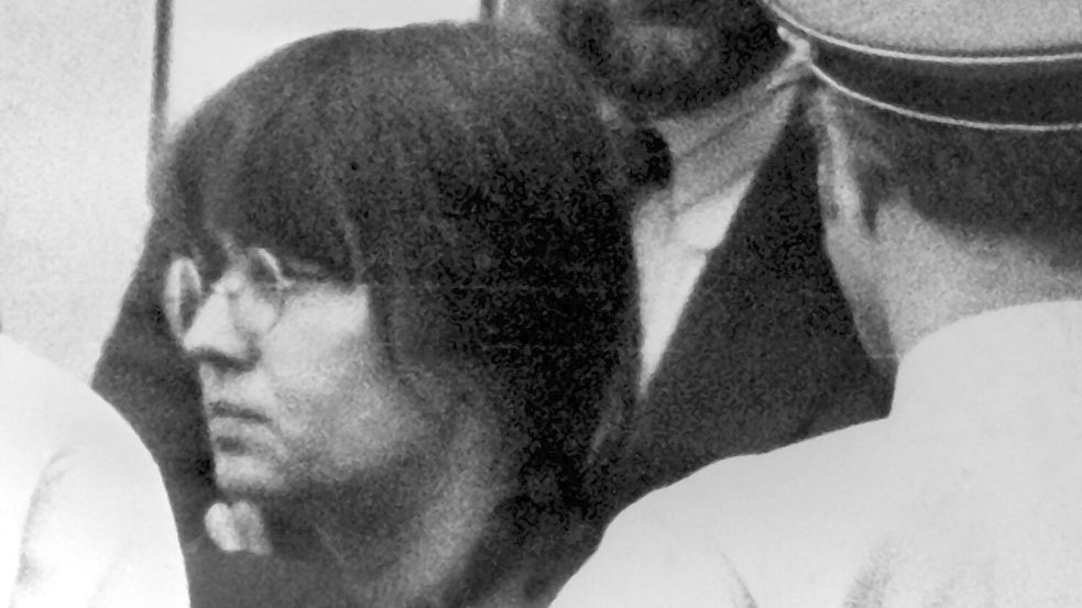 Noch vor dem Ende des Prozesses begeht Ulrike Meinhof in ihrer Zelle Selbstmord. (Archivbild) Foto: picture-alliance / dpa
