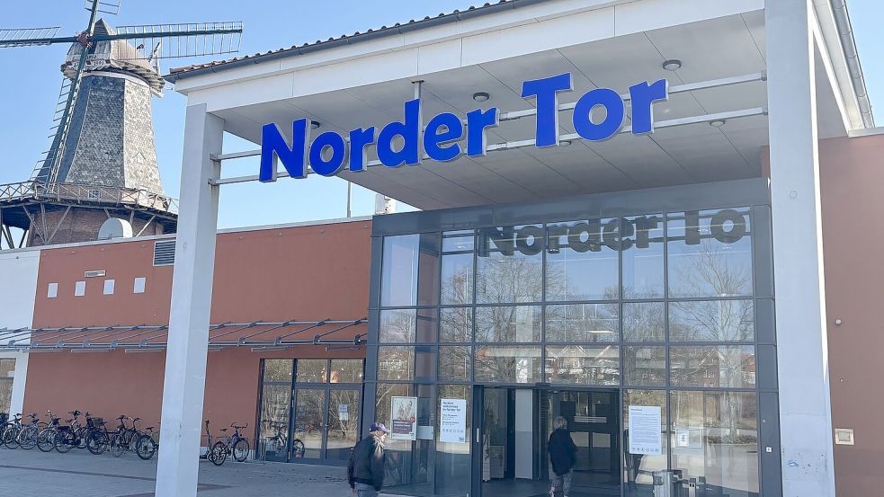 Am Sonnabend lief der Betrieb im Norder Tor schon wieder normal. Foto: Rebecca Kresse