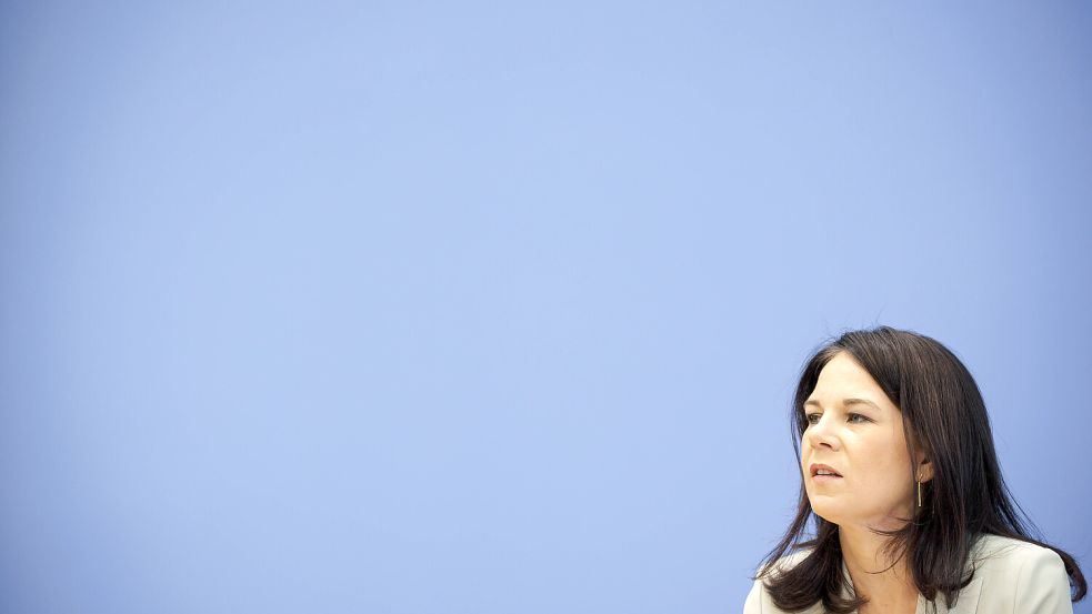 „Ich komme eher aus dem Völkerrecht“: die grüne Außenministerin Annalena Baerbock Foto: Imago/Florian Gaertner