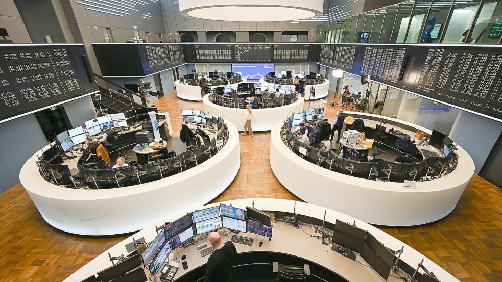 Frankfurter Börse: Die Dax-Konzerne haben den Umsatz 2024 trotz Wirtschaftskrise gesteigert (Archivbild) Foto: Arne Dedert/dpa