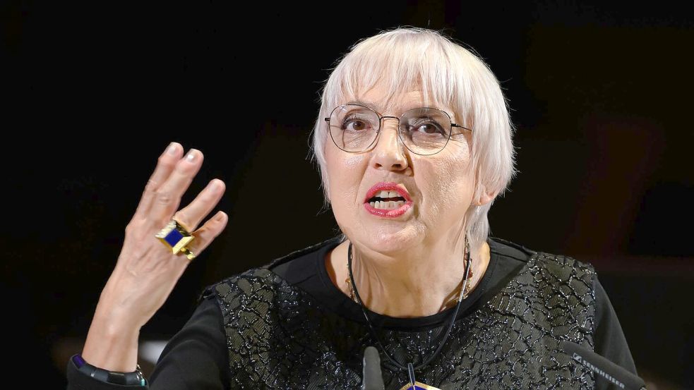 Claudia Roth beim Festakt zur Eröffnung der Leipziger Buchmesse. Foto: Hendrik Schmidt/dpa