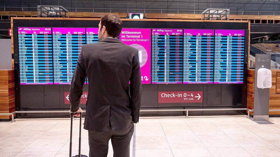 Entschädigung für ausgefallene oder verspätete Flüge einzuklagen, soll einfacher werden. (Symbolbild) Foto: Fabian Sommer/dpa