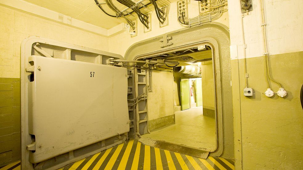 Gibt es genug Bunkerplätze für den Ernstfall? Foto: IMAGO/UIG