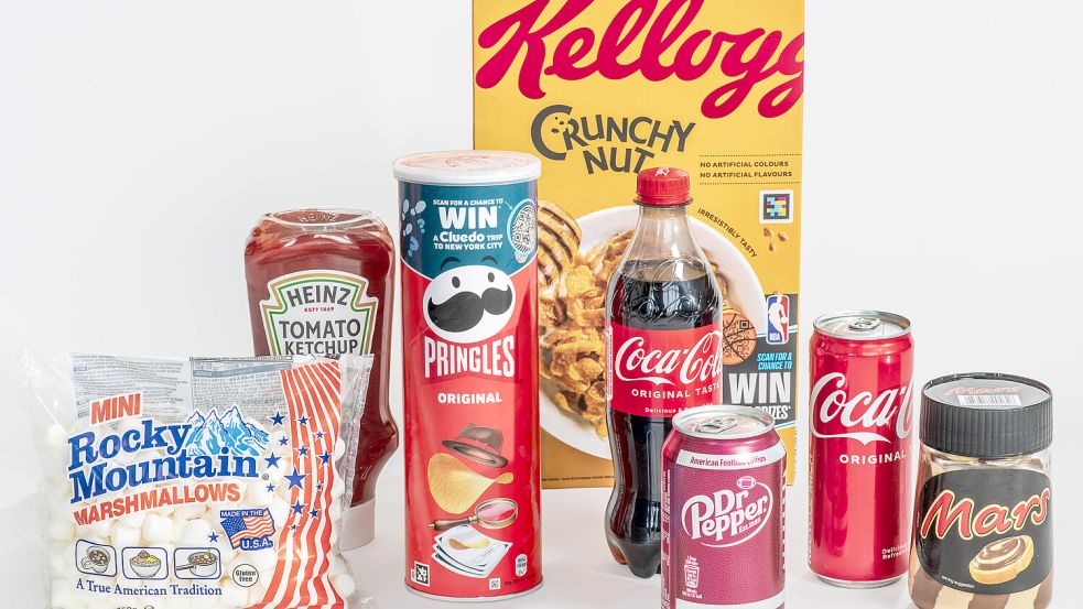 US-Marken und Produkte werden vermehrt in deutschen Supermärkten auf den Kopf gestellt. Dabei sind unter anderem Coca Cola, Heinz Tomaten Ketchup und Pringles Chips. Foto: Imago/Wolfgang Maria Weber