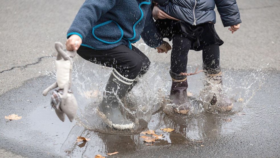 Mehr Geld ab dem dritten Kind? So will es die Union. (Symbolbild) Foto: Hannes P. Albert/dpa