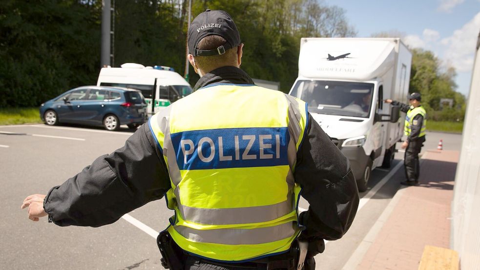 Faeser hat die Kontrollen an den deutschen Grenzen ausgeweitet. Foto: Christian Charisius/dpa