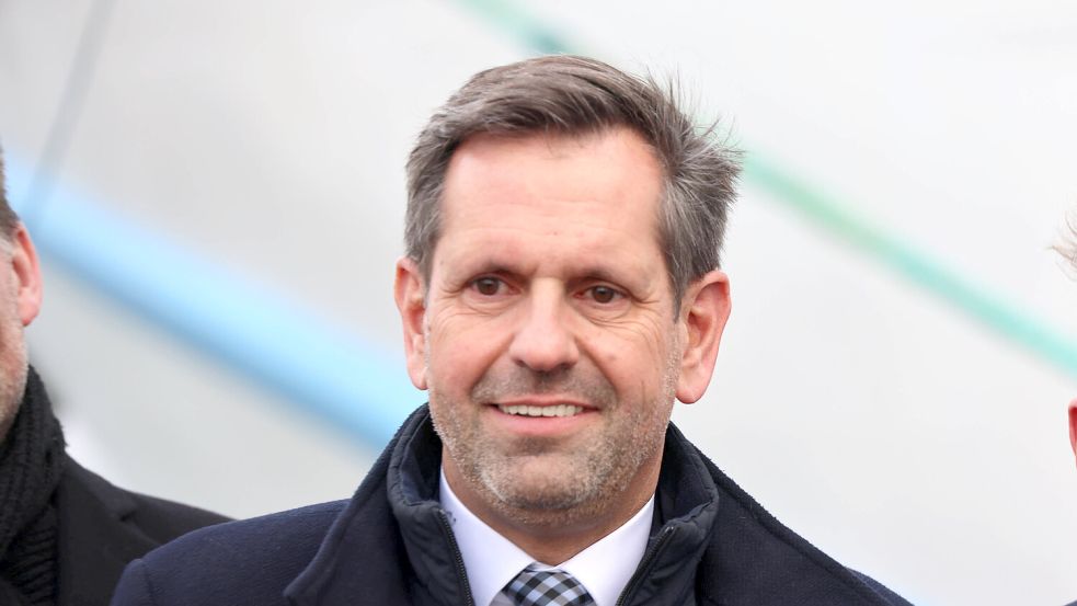 Er soll noch Ende Mai Niedersachsens neuer Ministerpräsident werden: Wirtschaftsminister Olaf Lies. Foto: IMAGO/Frank Ossenbrink