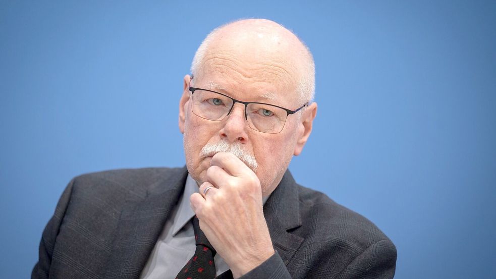 Der Vorsitzende der Innenministerkonferenz lehnt eine Absenkung des Alters für Strafmündigkeit ab. Foto: Soeren Stache/dpa