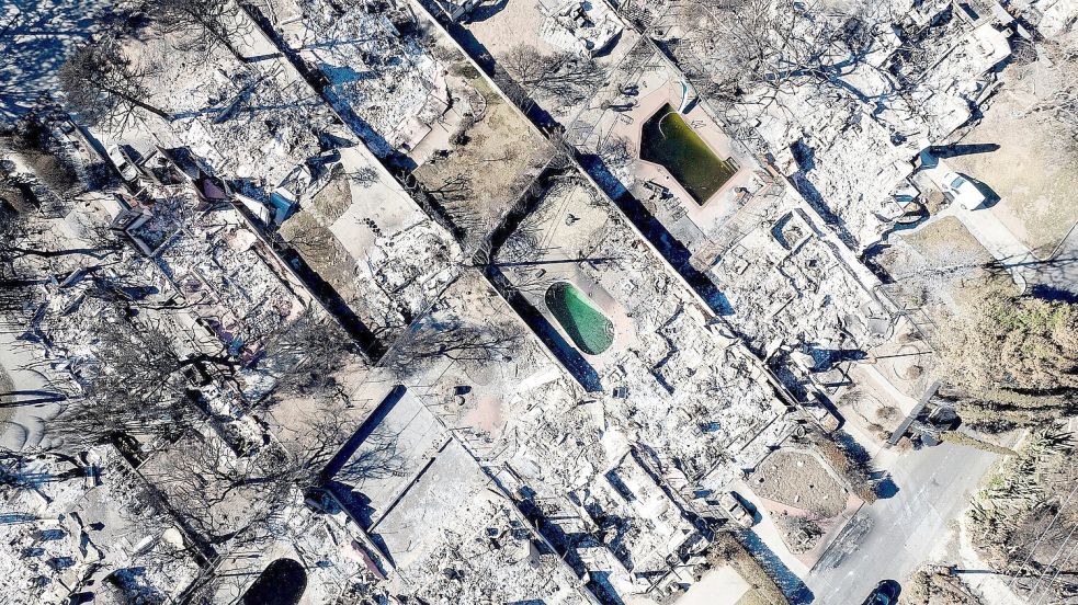 Etliche Wochen nach den Feuern wurden noch menschliche Überreste gefunden. Foto: Noah Berger/FR34727 AP/dpa