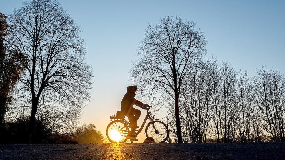 Der Sonntag wird deutlich kühler, auch nachts ist wieder Frost möglich. Foto: Guido Kirchner/dpa