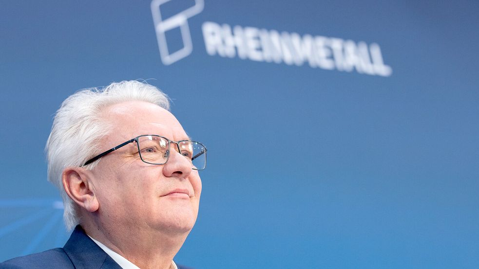 Rheinmetall-Chef Armin Papperger zum Kauf in Osnabrück: „Die Übernahme hilft uns dabei, einen strategischen Engpass bei der Treibladungsherstellung zu schließen“. Foto: dpa/Rolf Vennenbernd