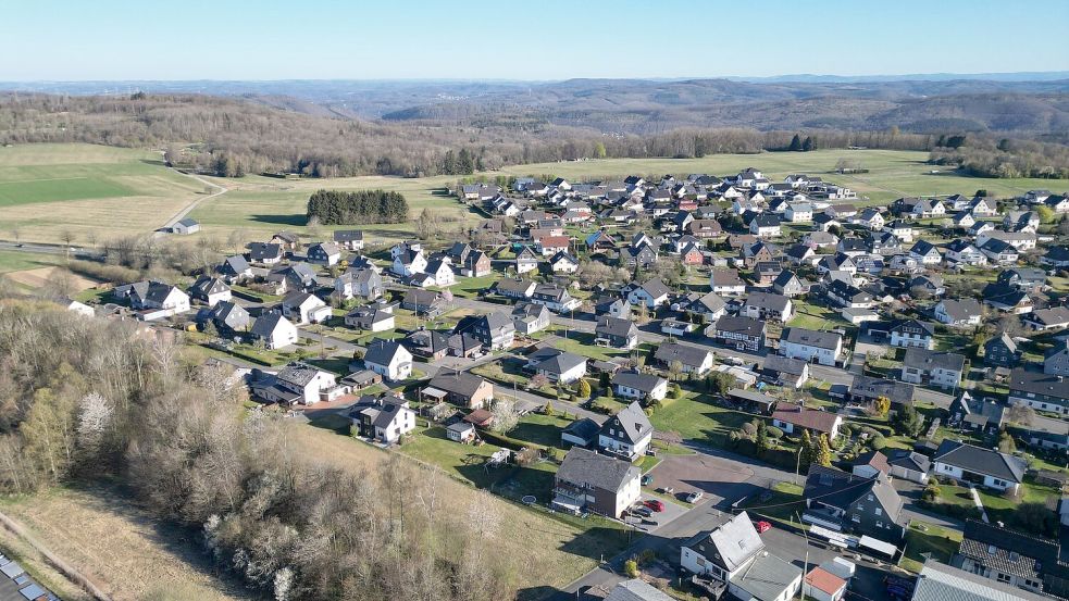 Das Westerwalddorf Weitefeld hat fast 2.300 Einwohner. Foto: Thomas Frey/dpa