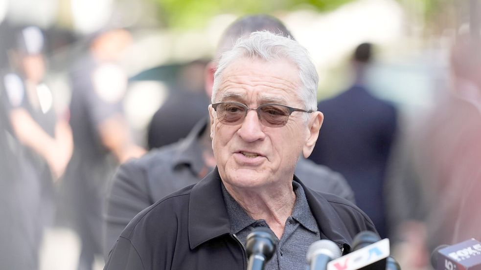 Robert De Niro freut sich auf den Besuch der Filmfestspiele in Cannes. (Archivbild) Foto: Seth Wenig/AP/dpa