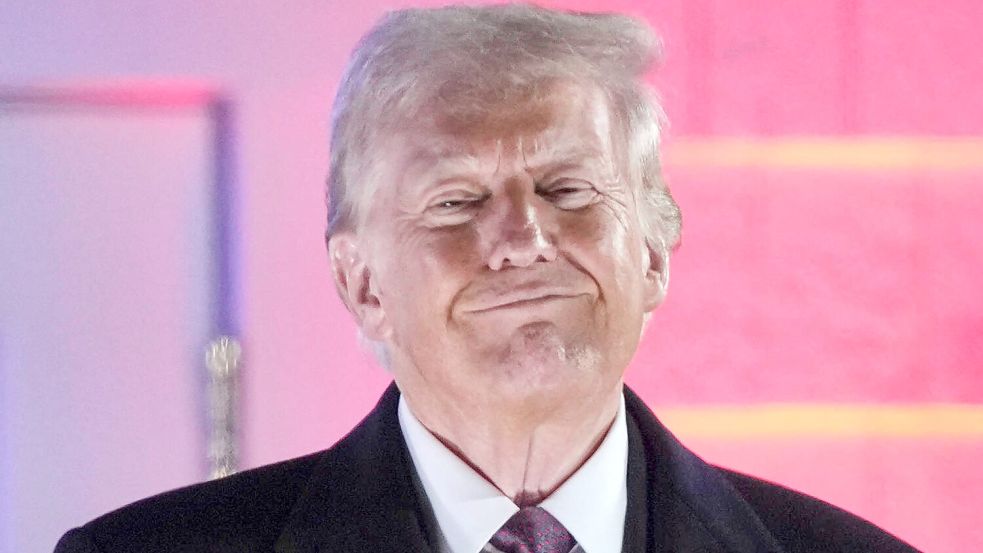 Trump rückte während seiner ersten Amtszeit von der Idee einer Militärparade ab. (Archivbild) Foto: Matt Rourke/AP/dpa