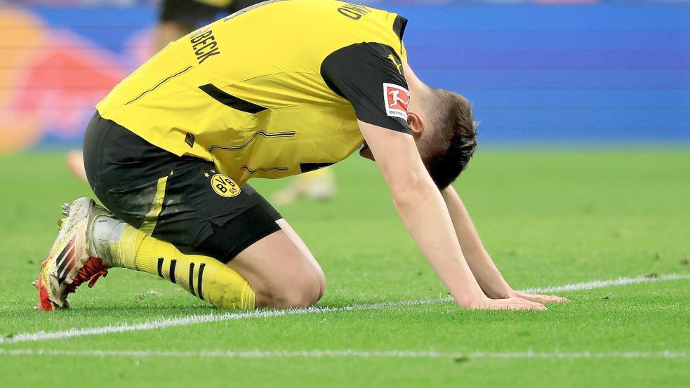 Fällt lange aus: BVB-Abwehrspieler Nico Schlotterbeck. Foto: Jan Woitas/dpa