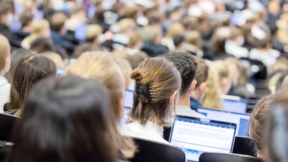 Für viele Studierende sind hohe Mieten in Uni-Städten ein Problem. (Symbolbild) Foto: Rolf Vennenbernd/dpa