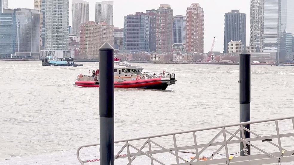 Es ist nicht das erste Mal, dass ein Hubschrauber in den Hudson River stürzt. Foto: Jennifer Peltz/AP/dpa